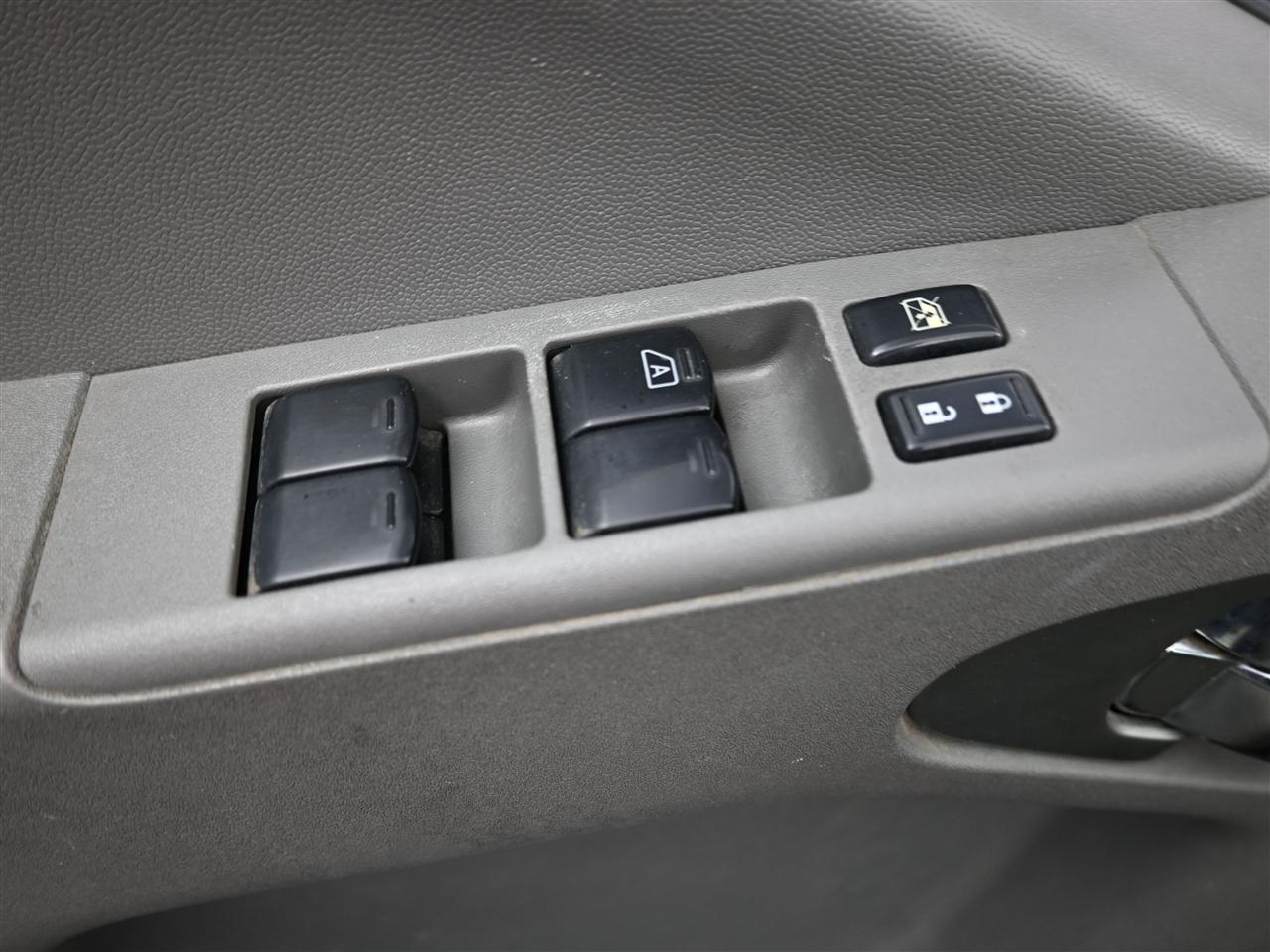 Nissan Frontier S Crew Cab 5AT 2WD 2016