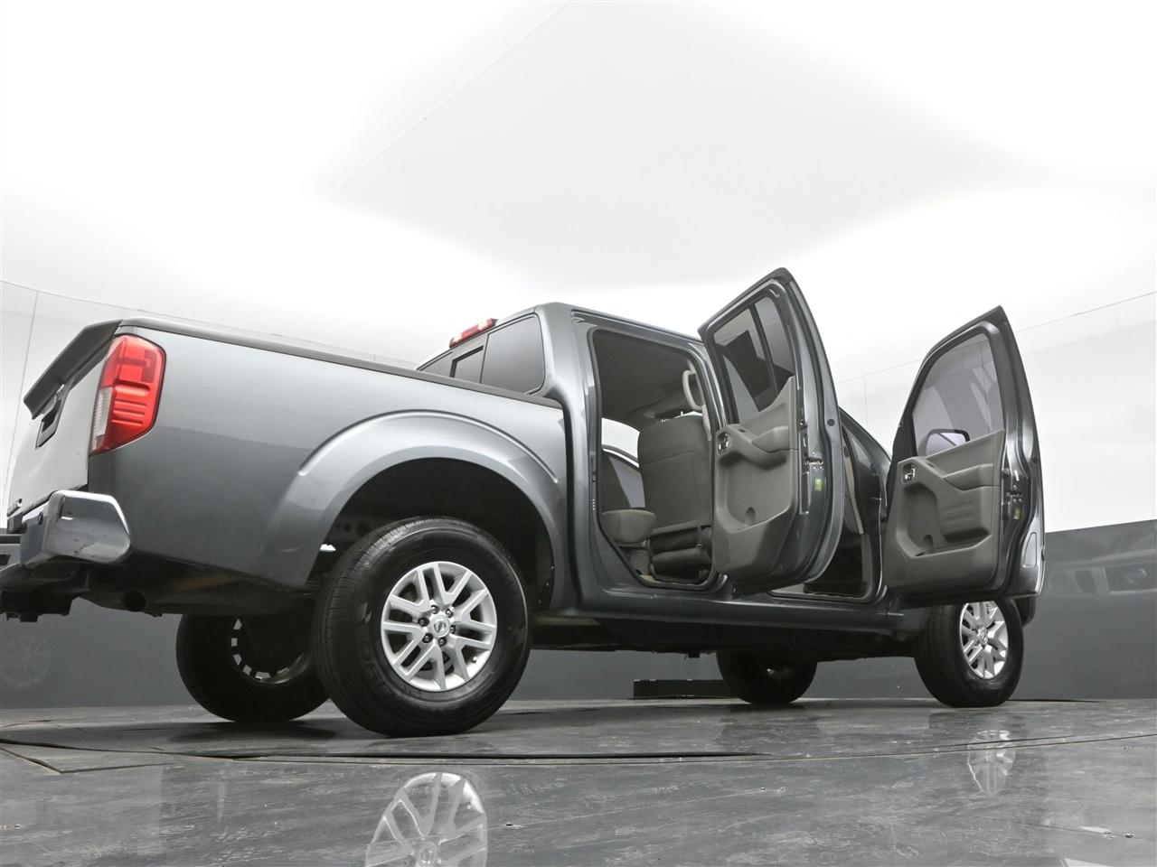 Nissan Frontier S Crew Cab 5AT 2WD 2016