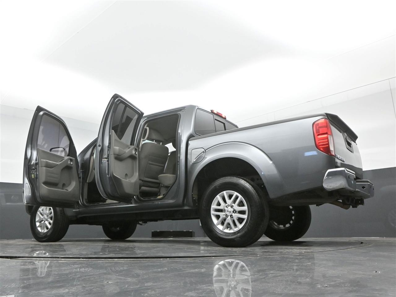 Nissan Frontier S Crew Cab 5AT 2WD 2016