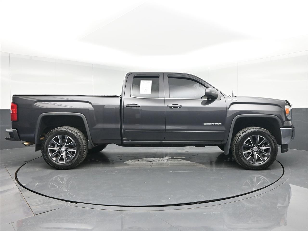 GMC Sierra 1500 SLE Double Cab 4WD 2015