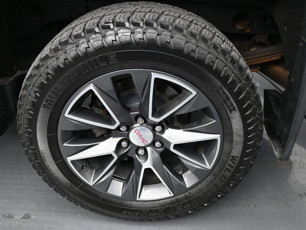 GMC Sierra 1500 SLE Double Cab 4WD 2015