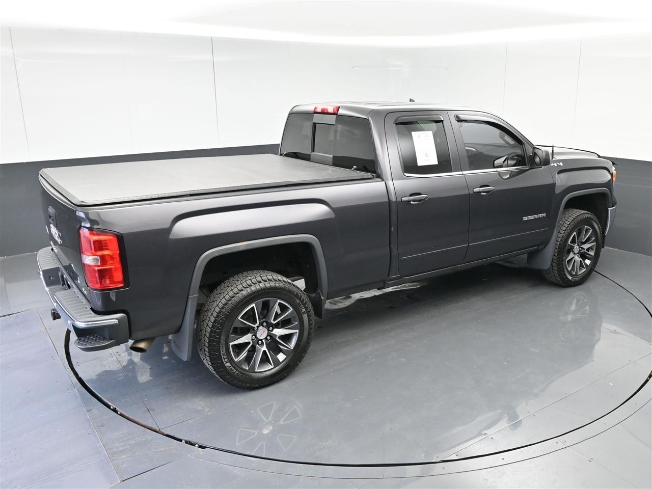 GMC Sierra 1500 SLE Double Cab 4WD 2015