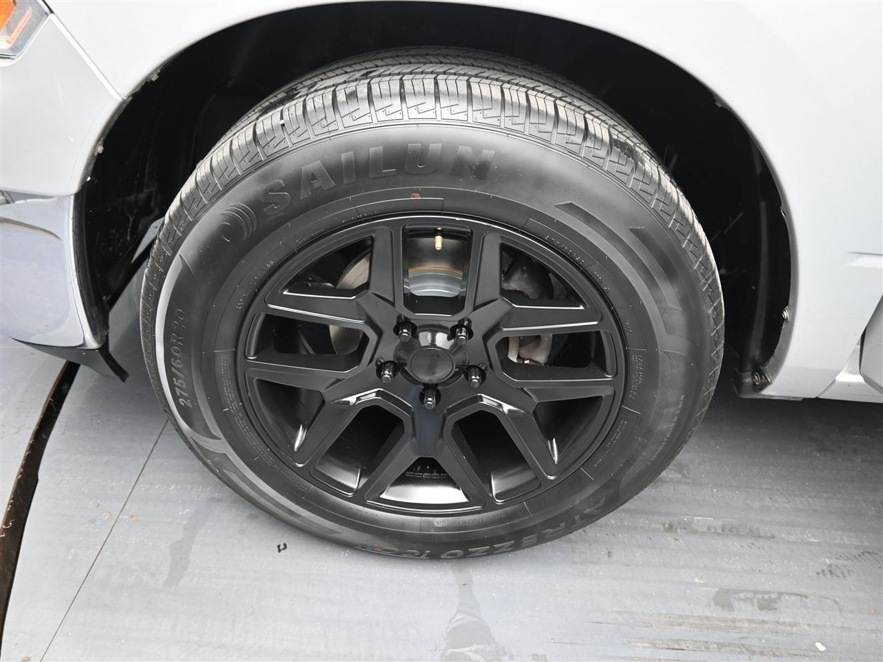 RAM 1500 SLT Quad Cab 2WD 2011