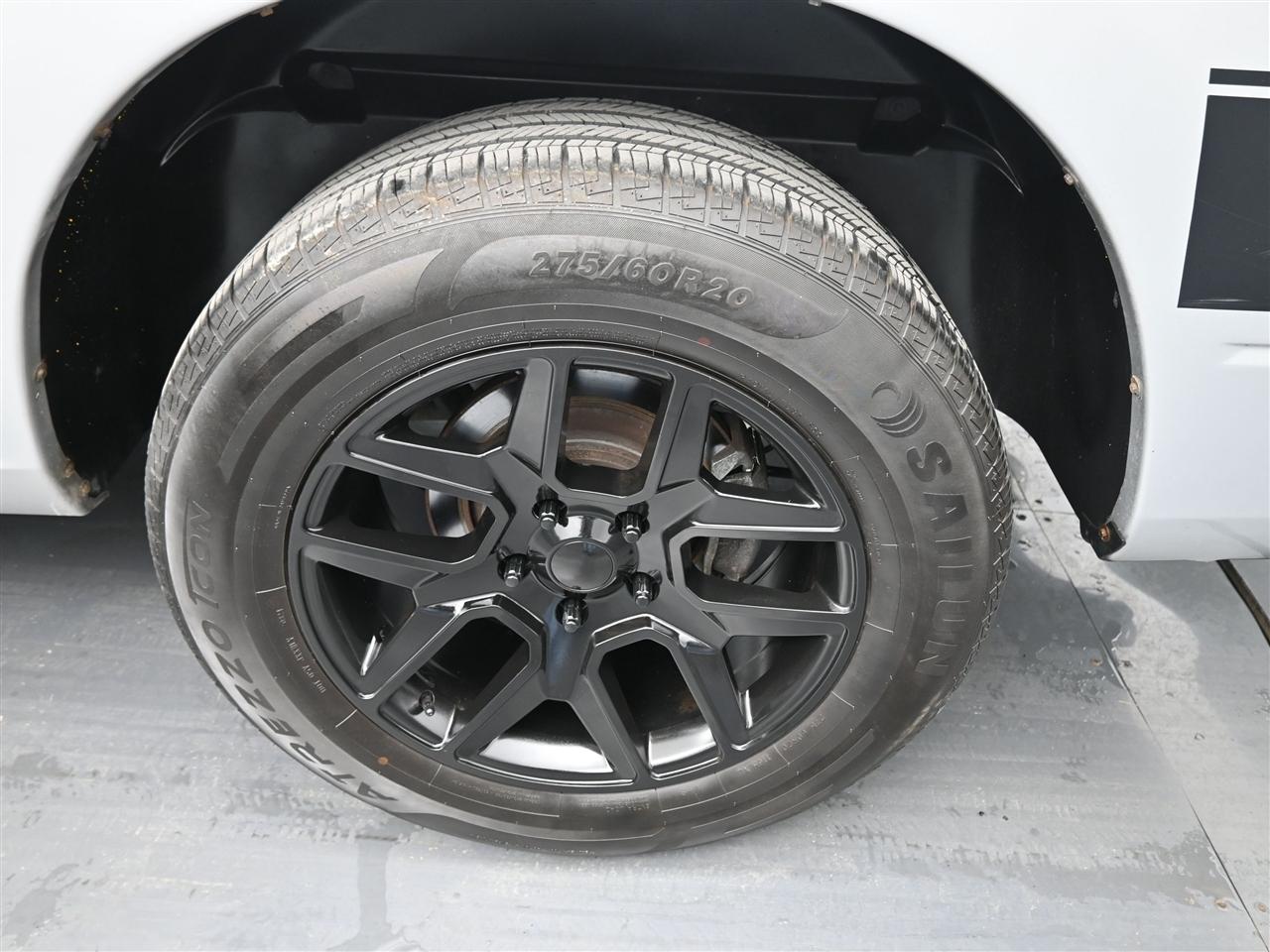 RAM 1500 SLT Quad Cab 2WD 2011