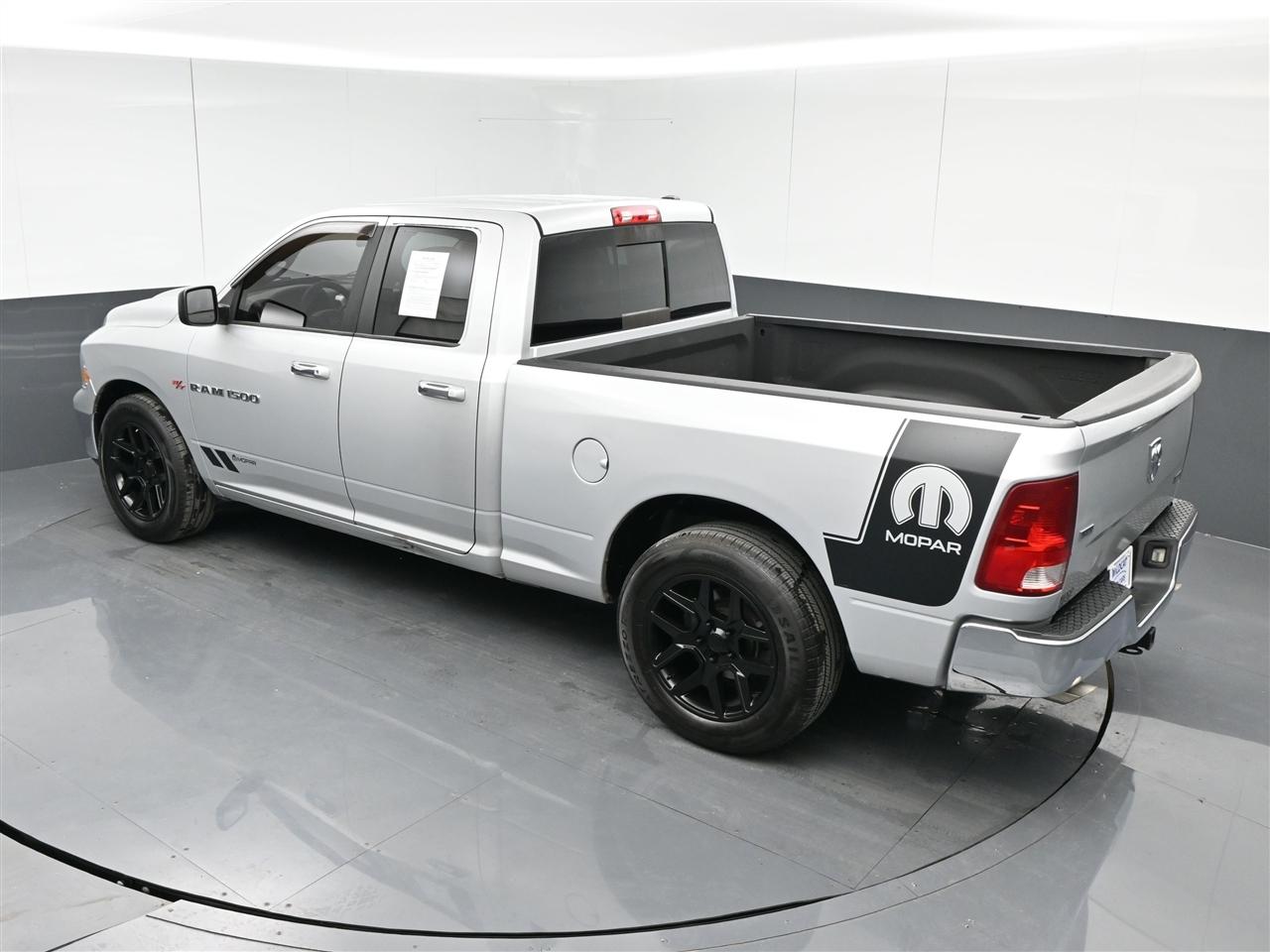 RAM 1500 SLT Quad Cab 2WD 2011