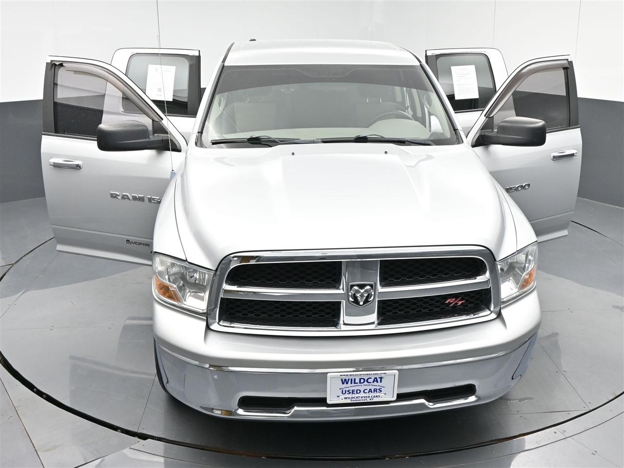 RAM 1500 SLT Quad Cab 2WD 2011