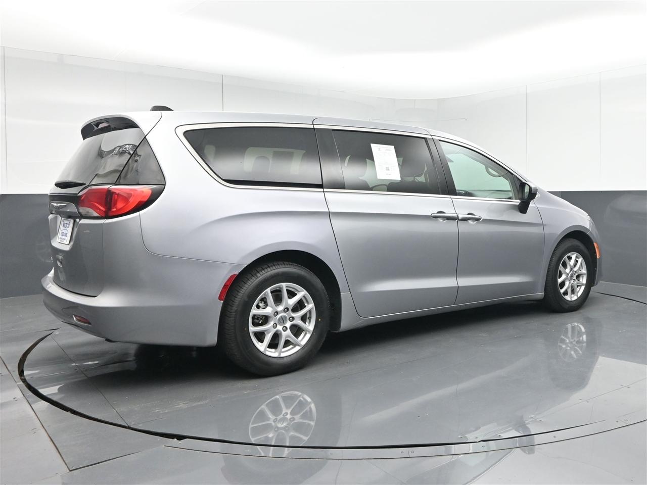 Chrysler Voyager LX 2021