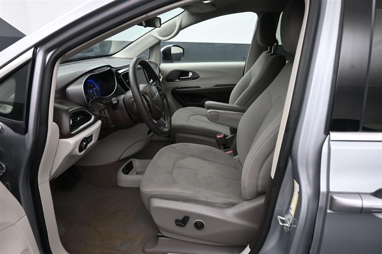 Chrysler Voyager LX 2021