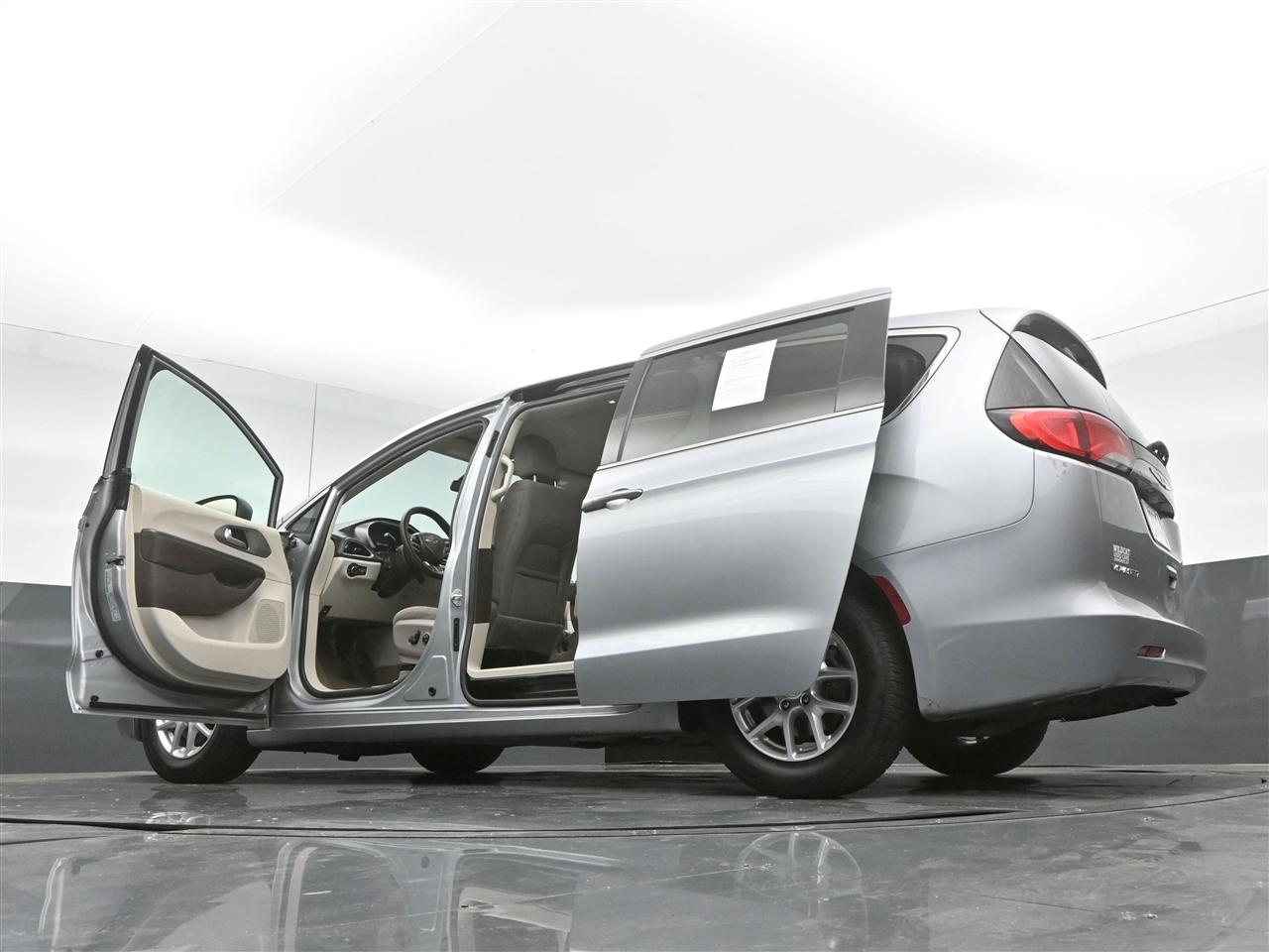 Chrysler Voyager LX 2021