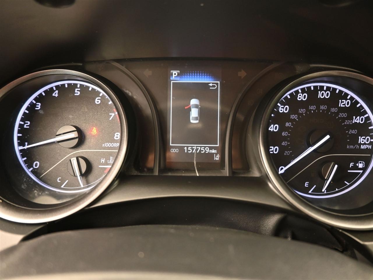 Toyota Camry SE 2021