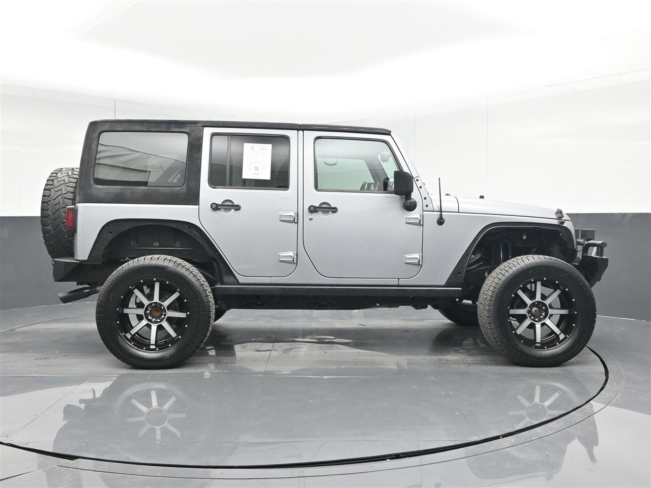 Jeep Wrangler Unlimited Sahara 4WD 2015