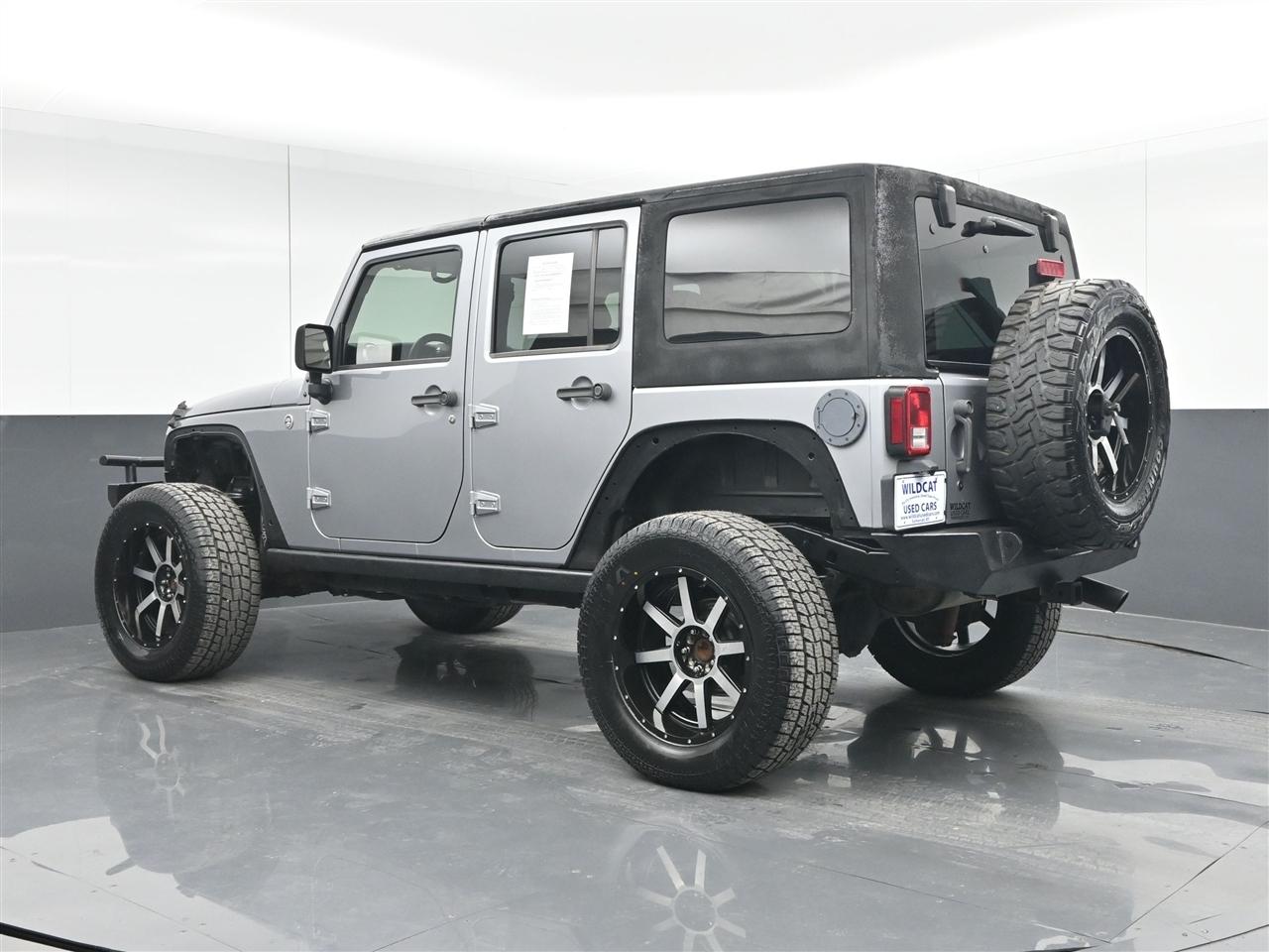 Jeep Wrangler Unlimited Sahara 4WD 2015