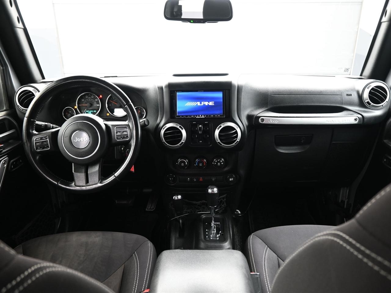 Jeep Wrangler Unlimited Sahara 4WD 2015