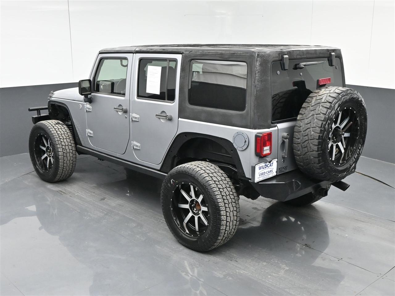 Jeep Wrangler Unlimited Sahara 4WD 2015