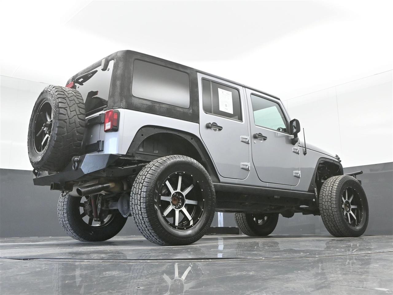 Jeep Wrangler Unlimited Sahara 4WD 2015