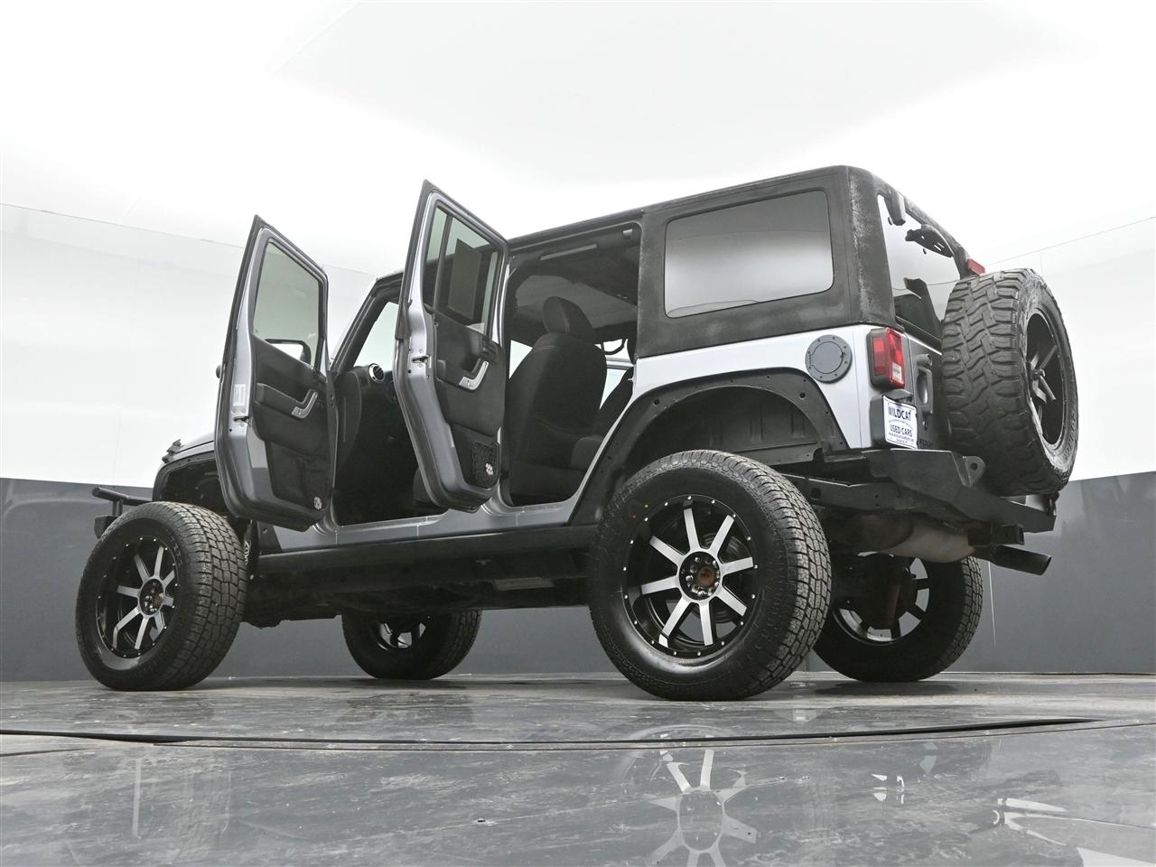 Jeep Wrangler Unlimited Sahara 4WD 2015