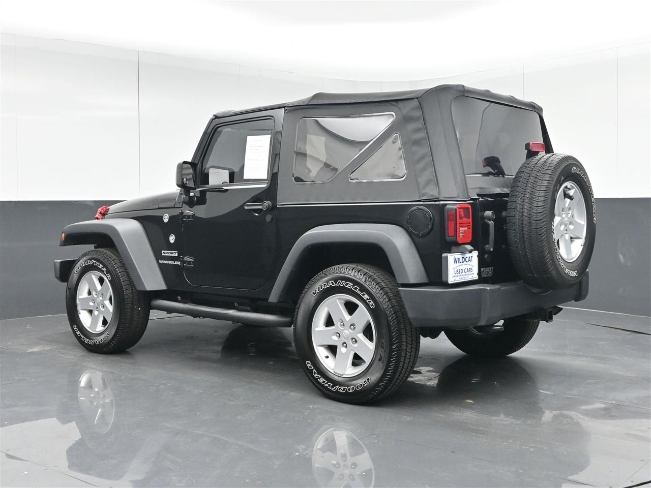 Jeep Wrangler Sport 4WD 2017