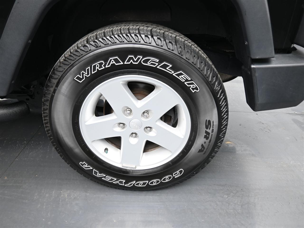 Jeep Wrangler Sport 4WD 2017