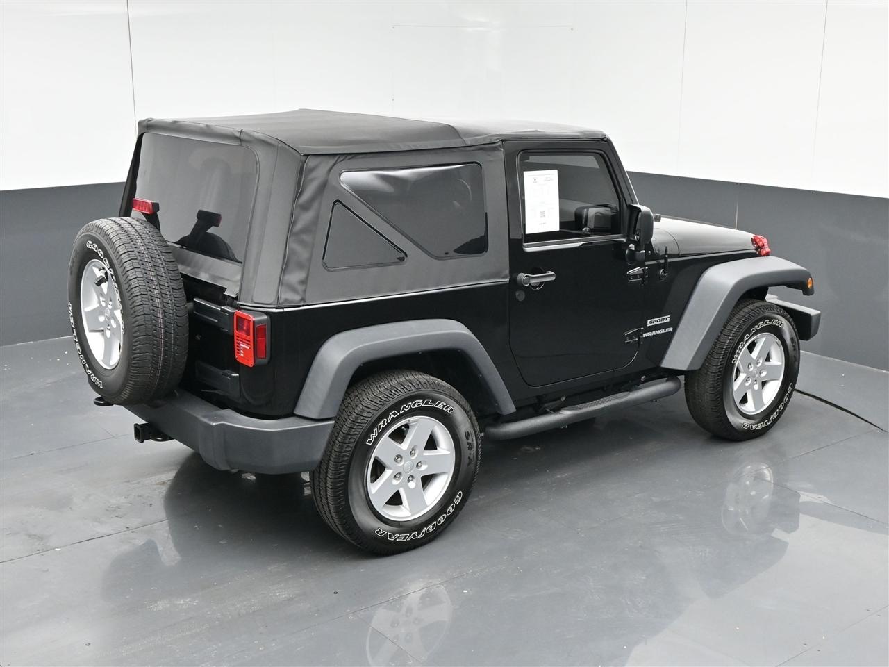 Jeep Wrangler Sport 4WD 2017