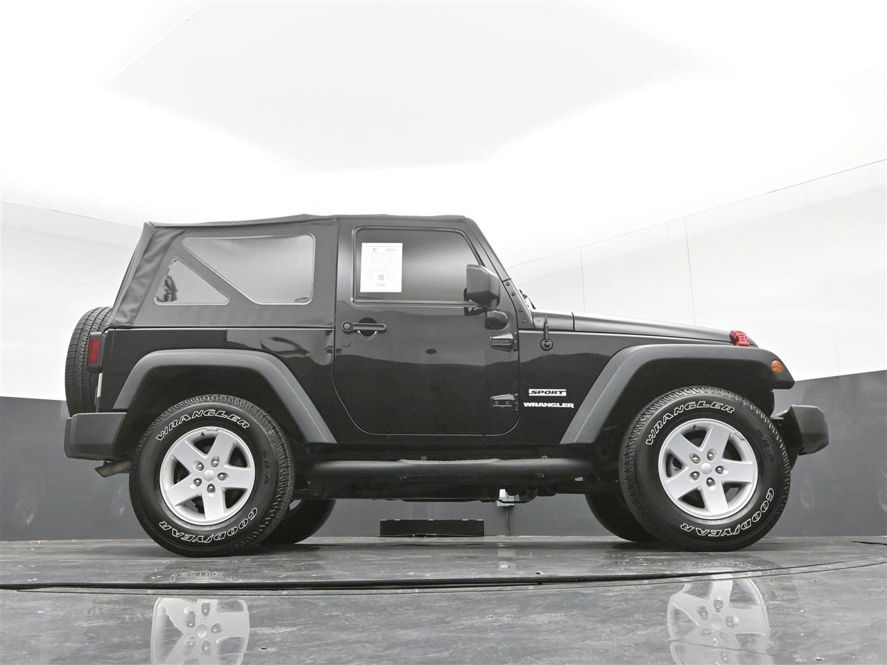 Jeep Wrangler Sport 4WD 2017