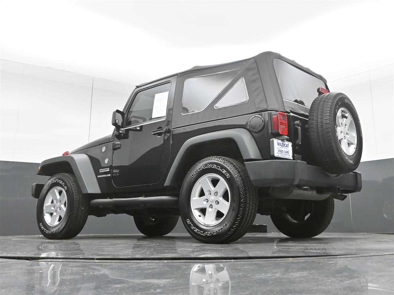 Jeep Wrangler Sport 4WD 2017