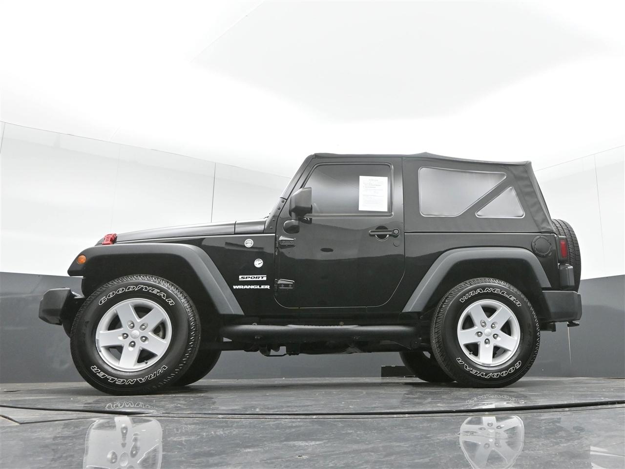 Jeep Wrangler Sport 4WD 2017