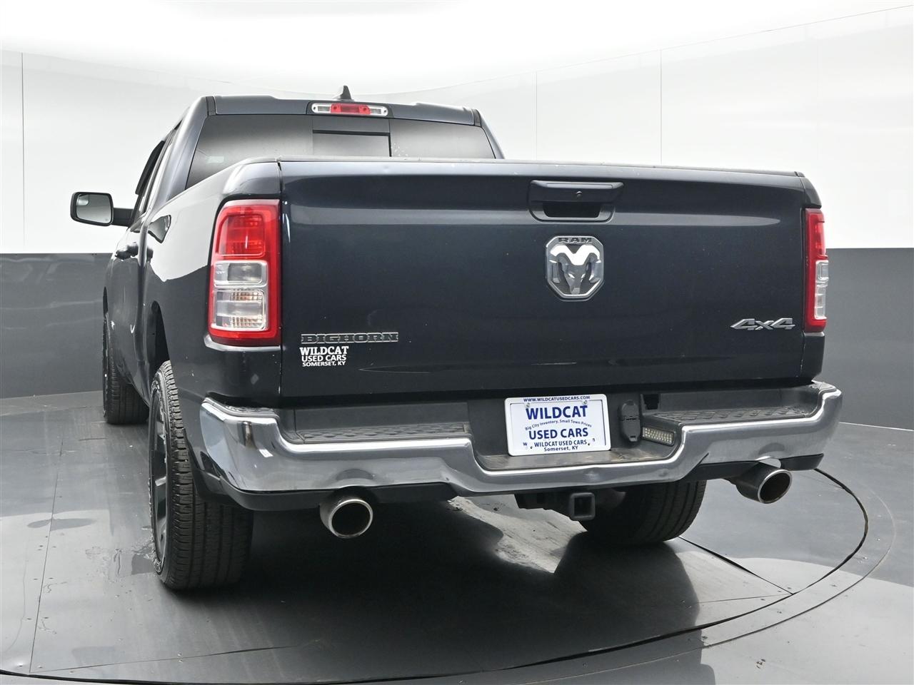RAM 1500 Big Horn Quad Cab 4WD 2021