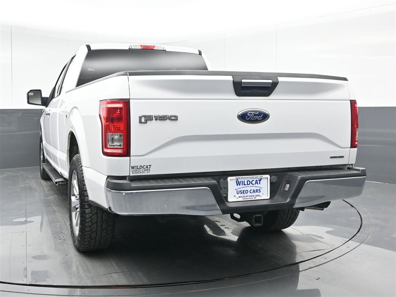 Ford F-150 XLT SuperCab 8-ft. 2WD 2015