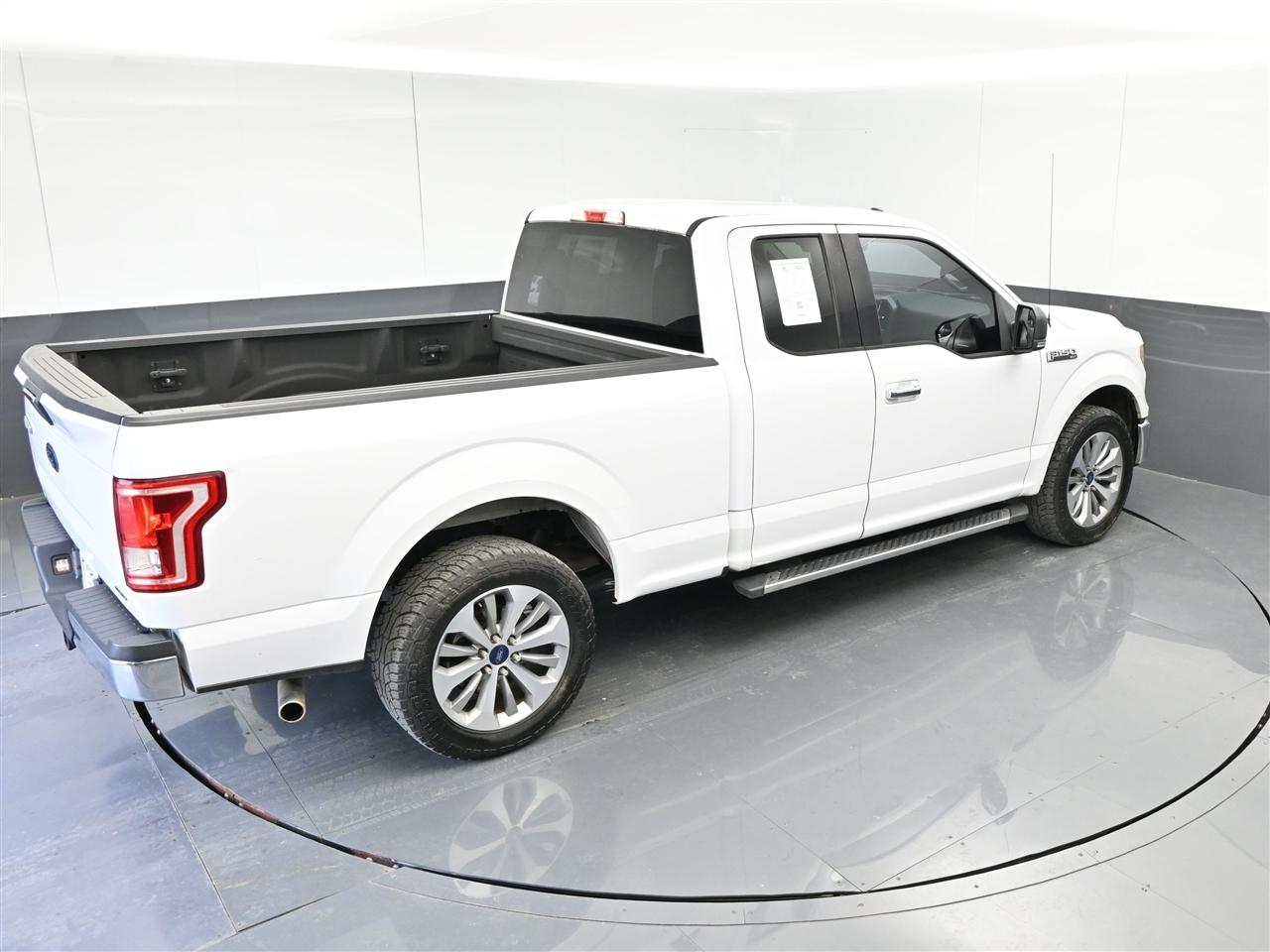 Ford F-150 XLT SuperCab 8-ft. 2WD 2015