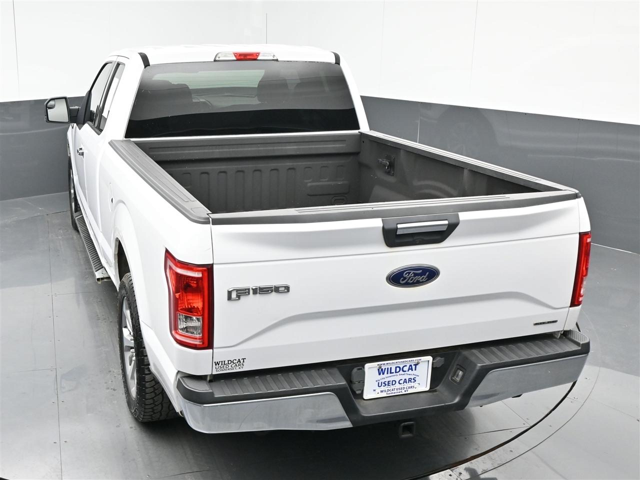 Ford F-150 XLT SuperCab 8-ft. 2WD 2015