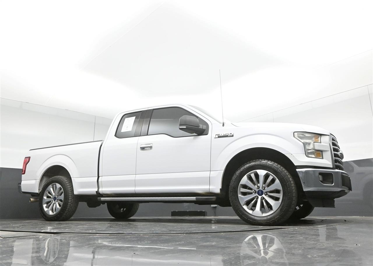 Ford F-150 XLT SuperCab 8-ft. 2WD 2015