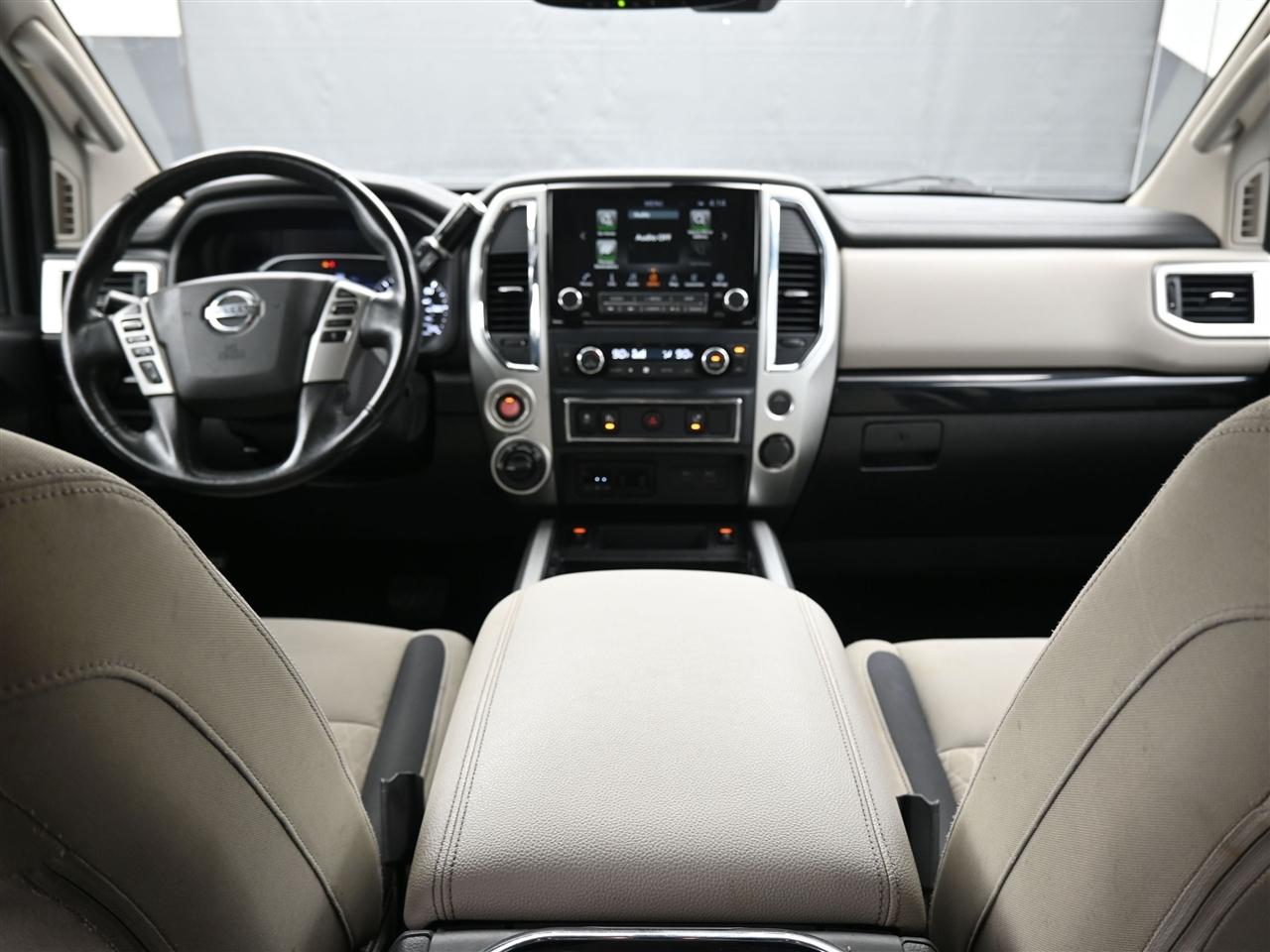 Nissan Titan SV Crew Cab 4WD 2021