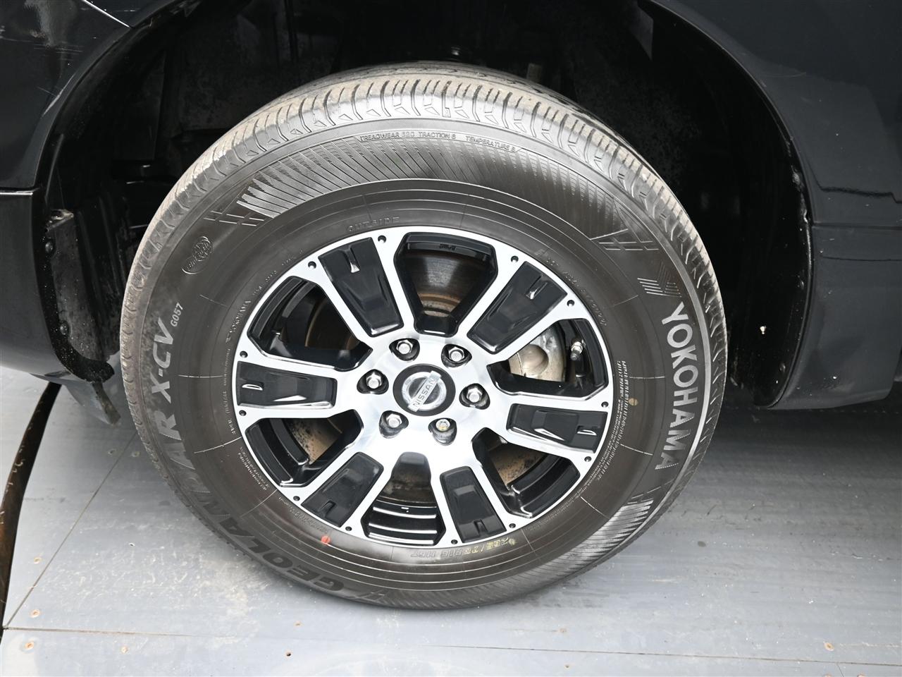 Nissan Titan SV Crew Cab 4WD 2021