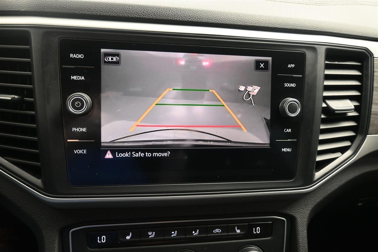 Volkswagen Atlas Cross Sport V6 SE w/Technology 2021