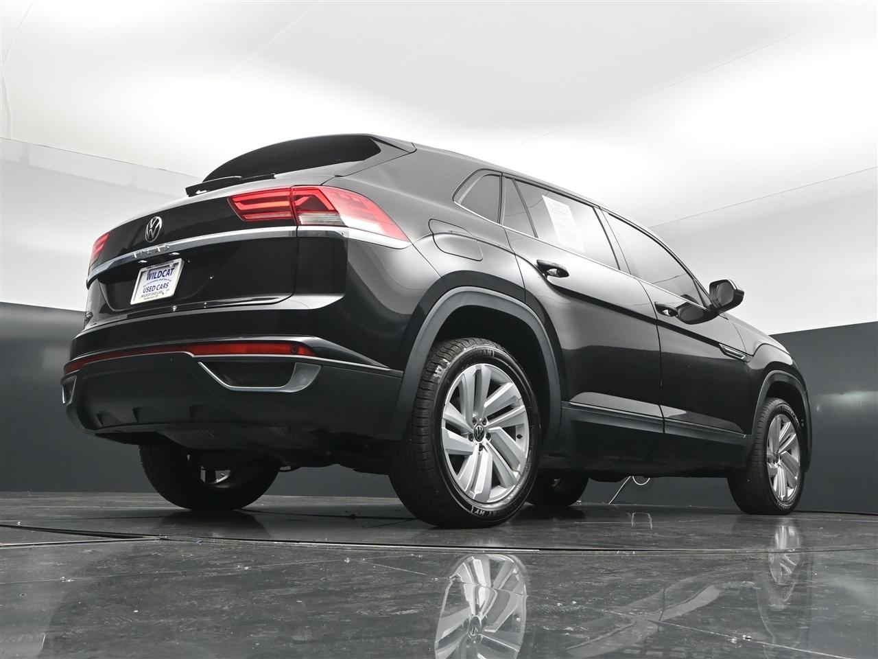 Volkswagen Atlas Cross Sport V6 SE w/Technology 2021