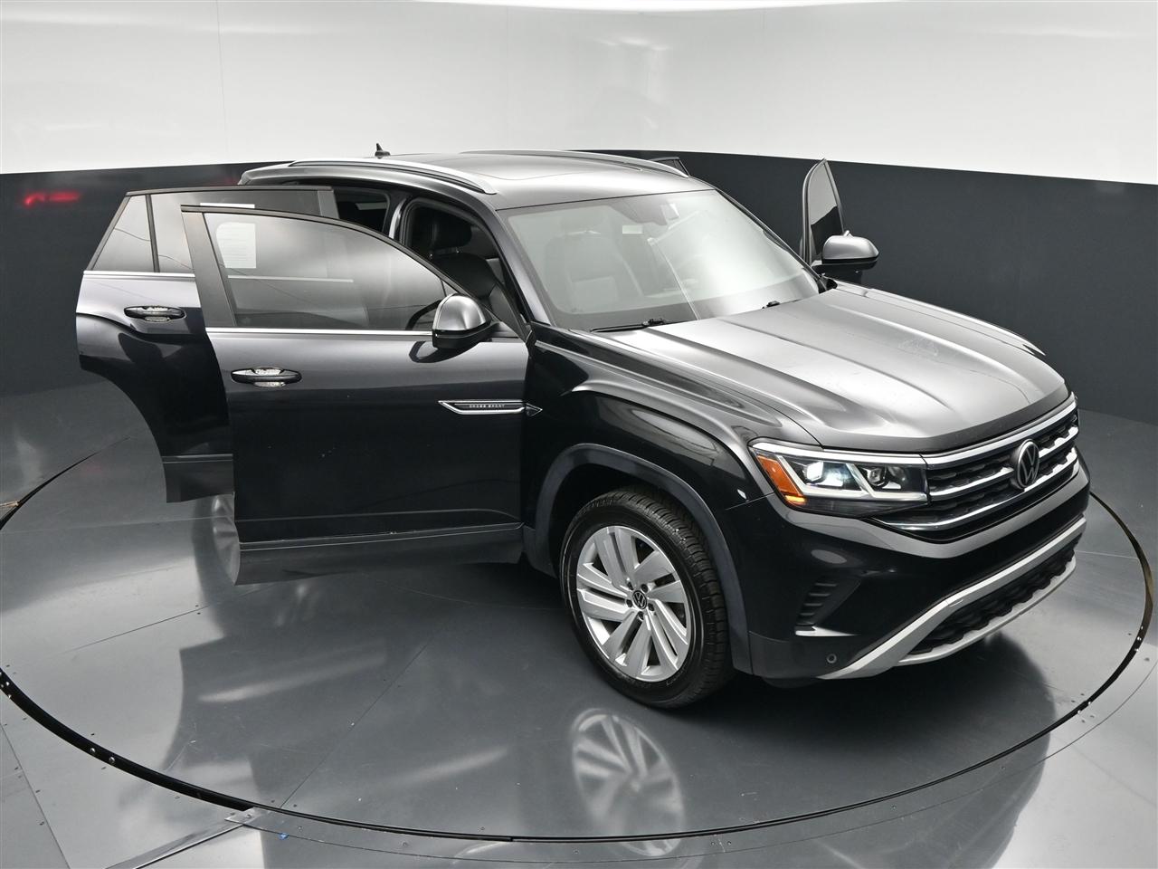 Volkswagen Atlas Cross Sport V6 SE w/Technology 2021