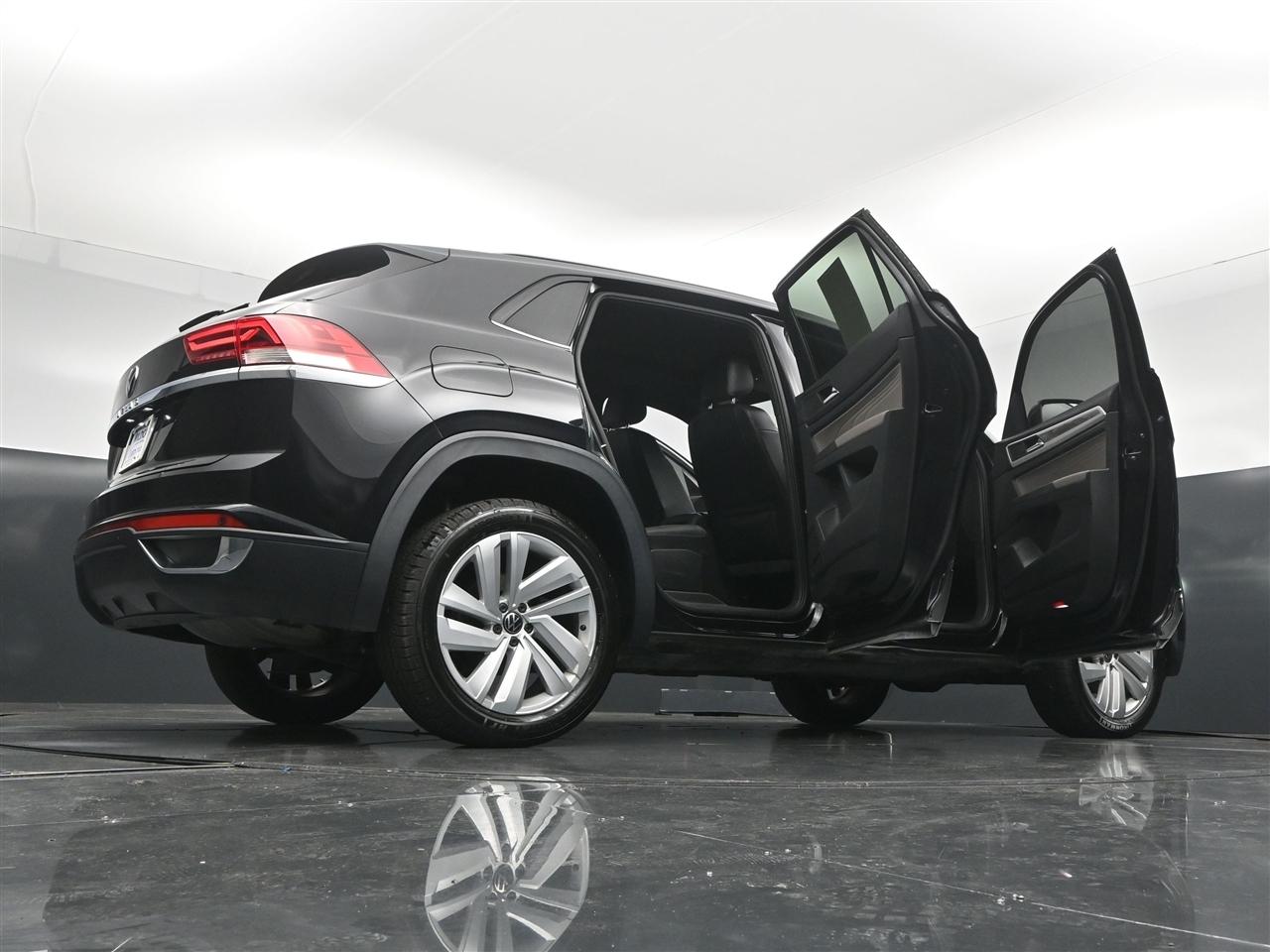 Volkswagen Atlas Cross Sport V6 SE w/Technology 2021
