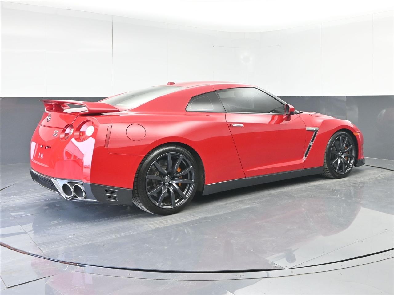 Nissan GT-R Premium 2013