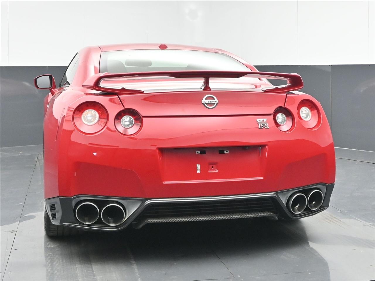 Nissan GT-R Premium 2013