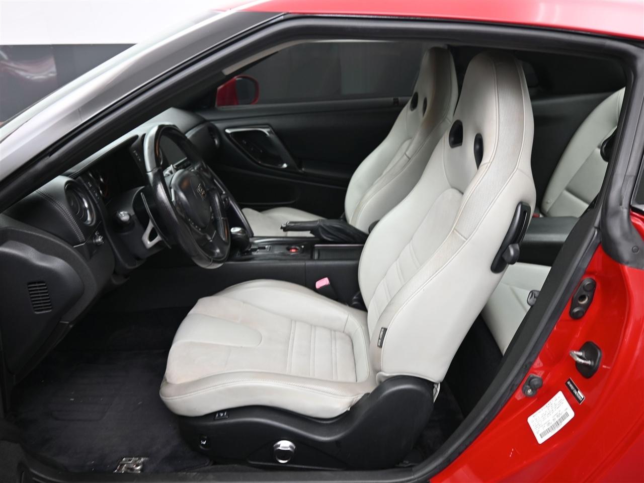 Nissan GT-R Premium 2013