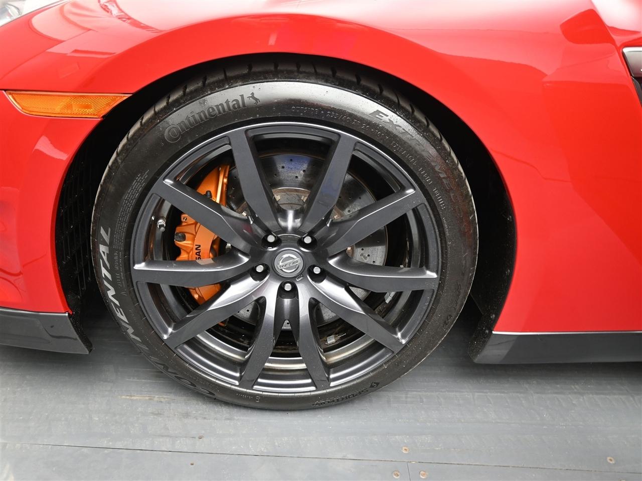 Nissan GT-R Premium 2013