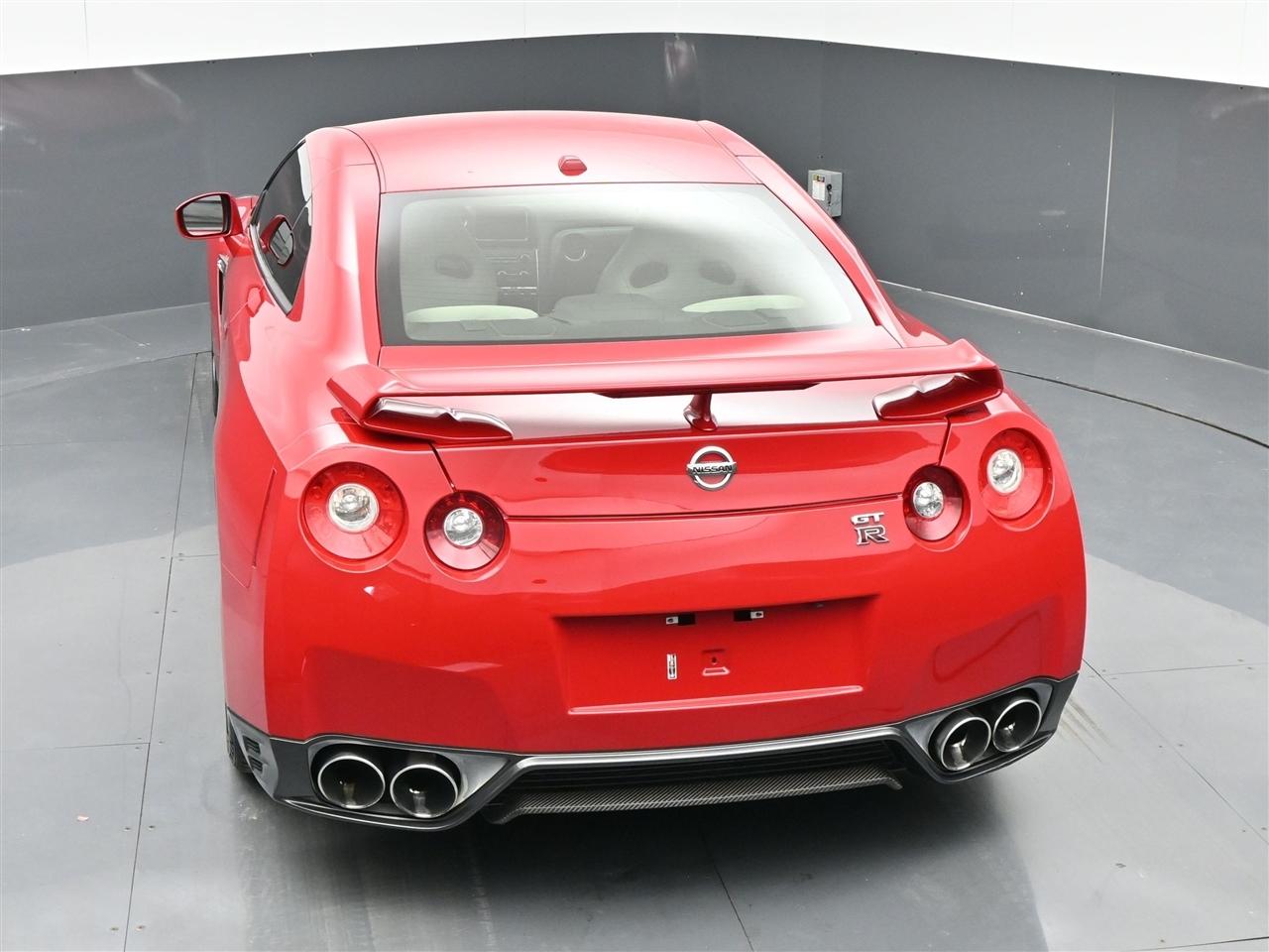 Nissan GT-R Premium 2013