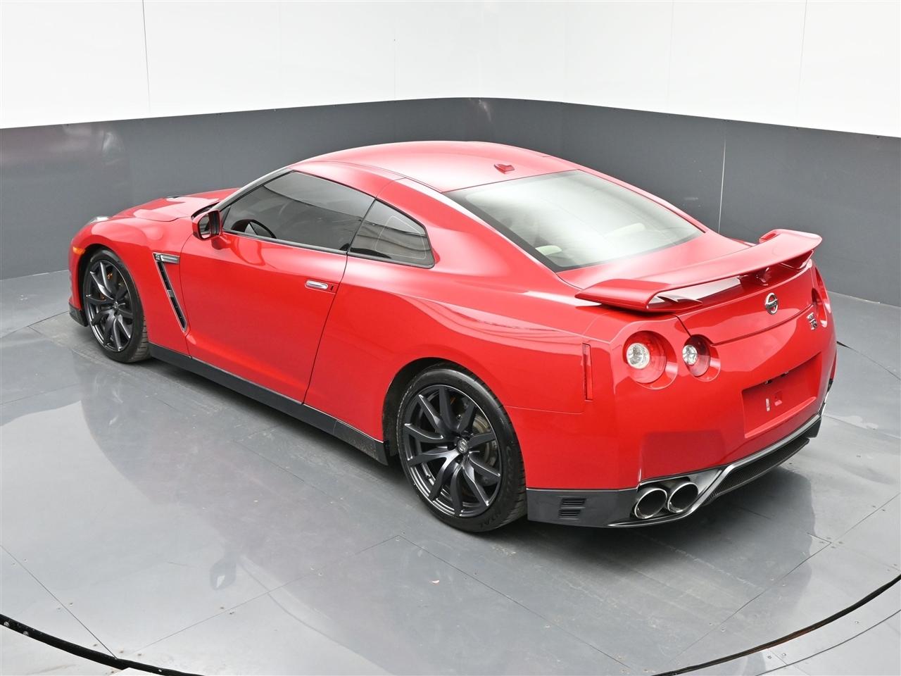 Nissan GT-R Premium 2013