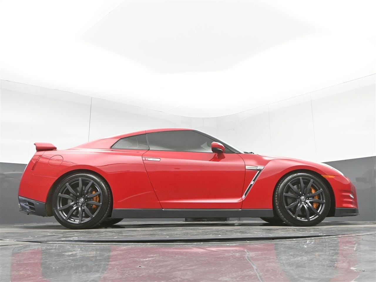 Nissan GT-R Premium 2013