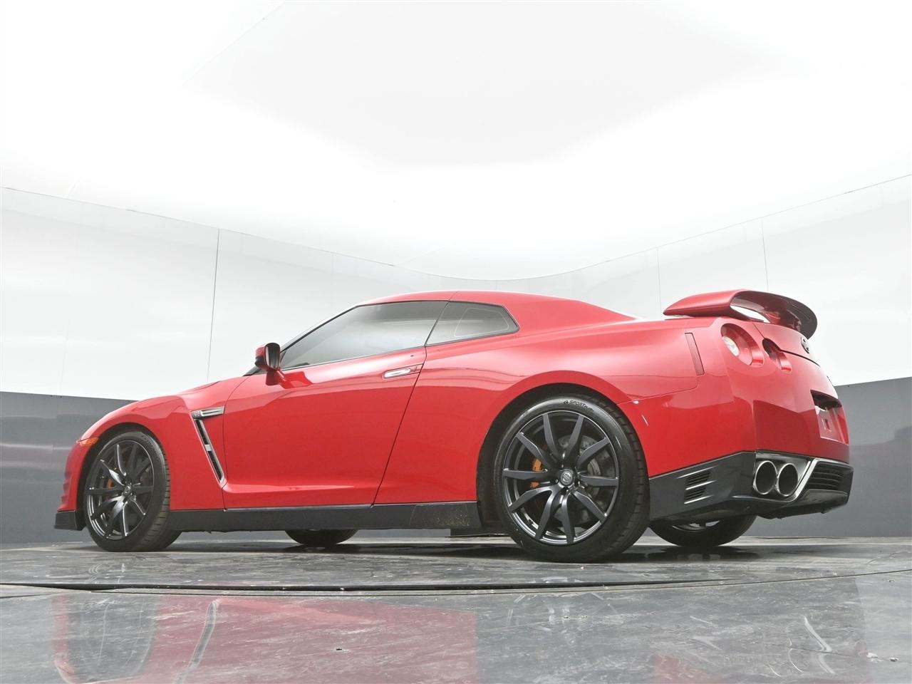 Nissan GT-R Premium 2013