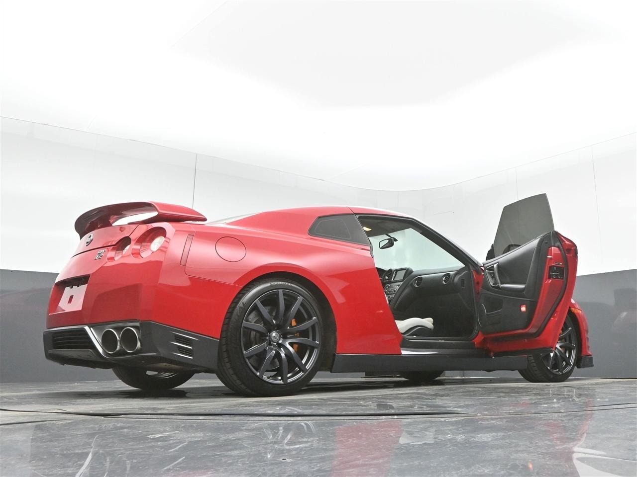 Nissan GT-R Premium 2013