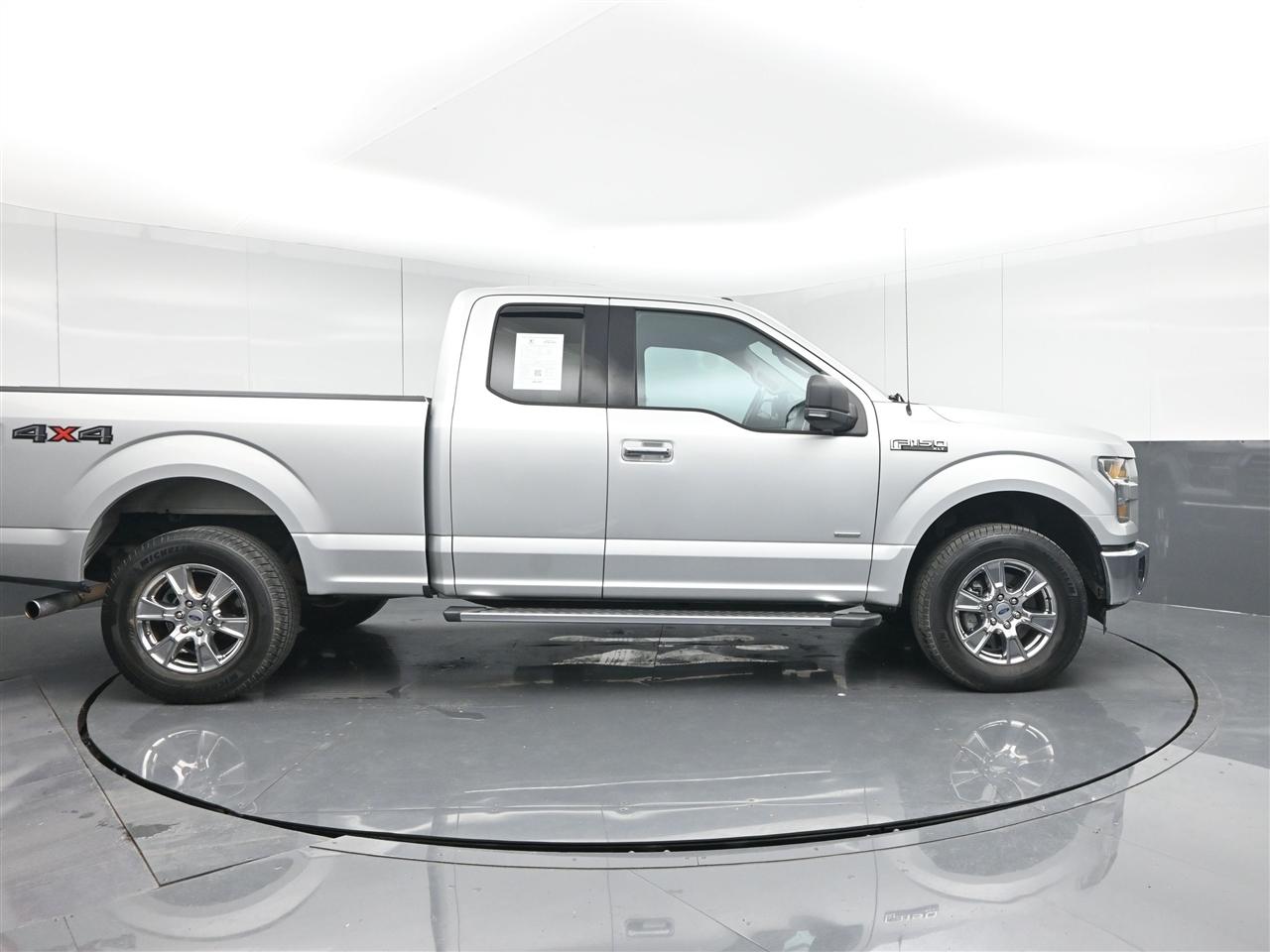 Ford F-150 XLT SuperCab 8-ft. Bed 4WD 2016