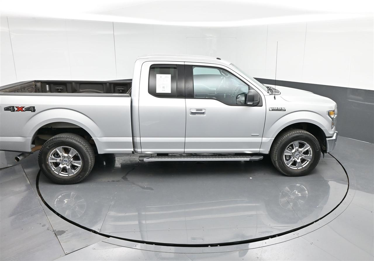 Ford F-150 XLT SuperCab 8-ft. Bed 4WD 2016