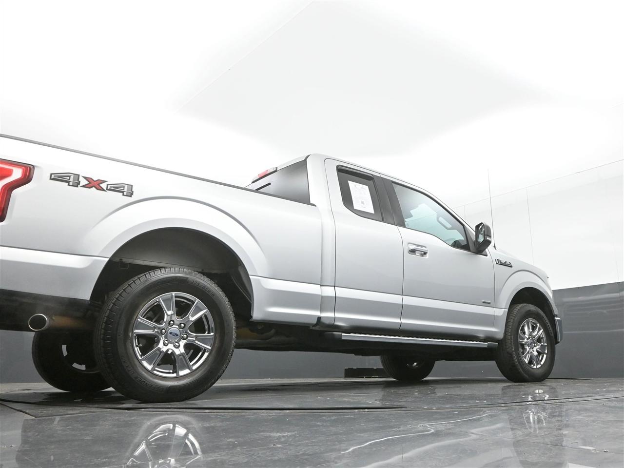 Ford F-150 XLT SuperCab 8-ft. Bed 4WD 2016