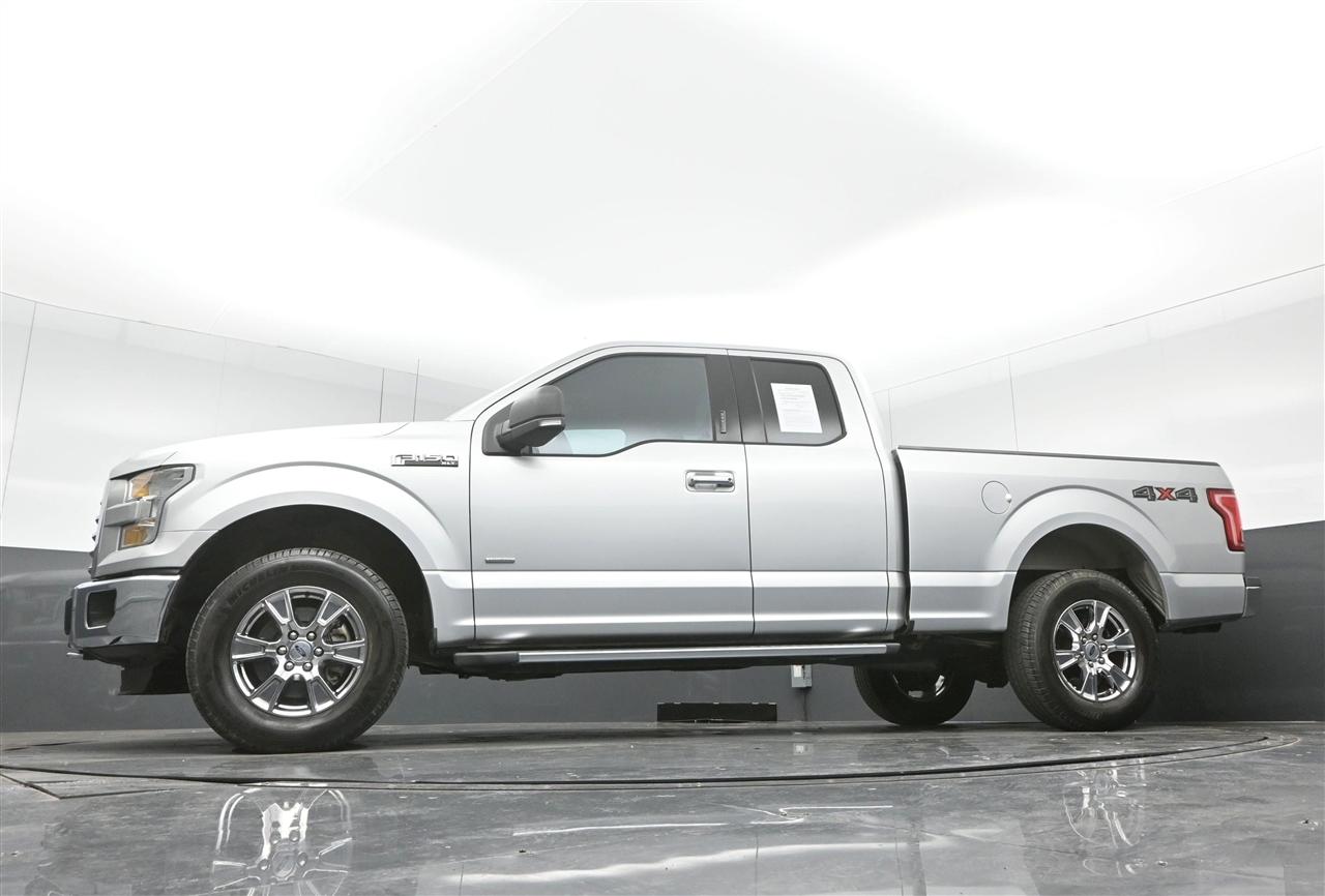 Ford F-150 XLT SuperCab 8-ft. Bed 4WD 2016